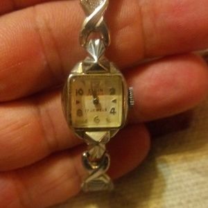 Vintage 1920s to 50s Elgin Starlite 17 jewels